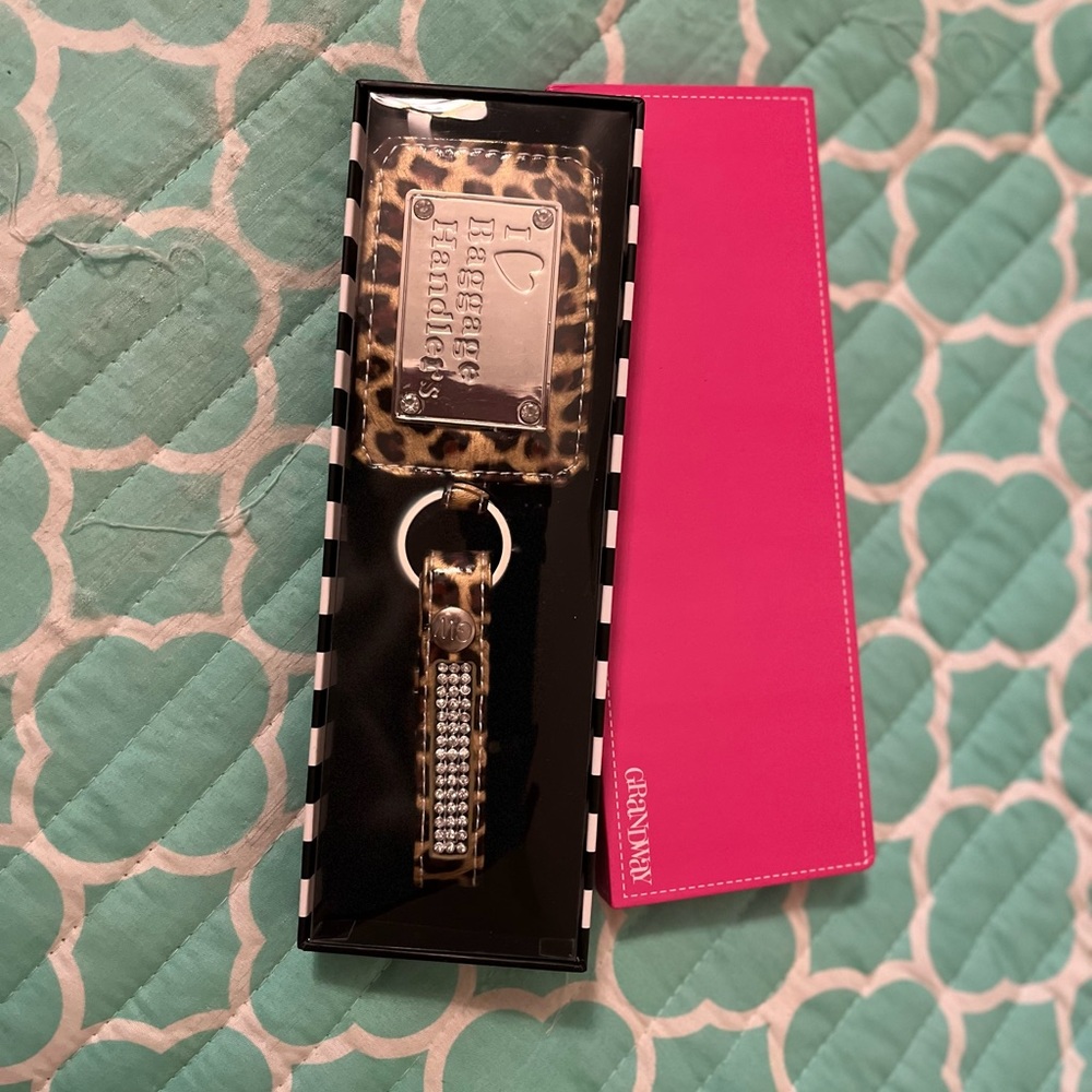 Luggage Tag with rhinestones on handle